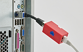 セキュリティロック機能を備えたLANケーブルカプラー